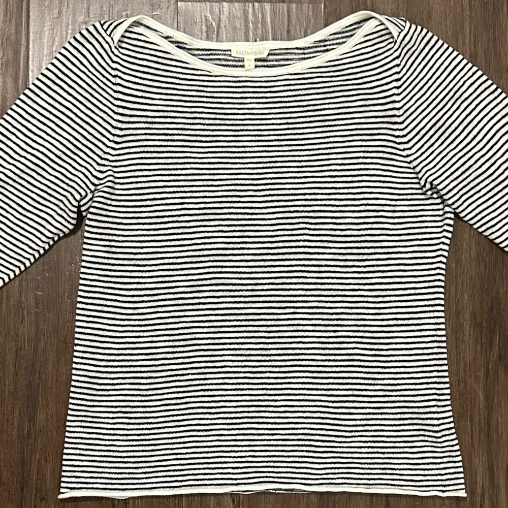 Eileen Fisher Linen/Cotton Boatneck Striped Sweater in White/Black. Size M